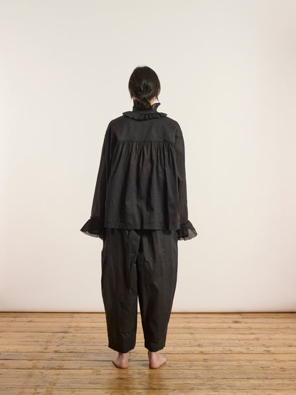 frill short