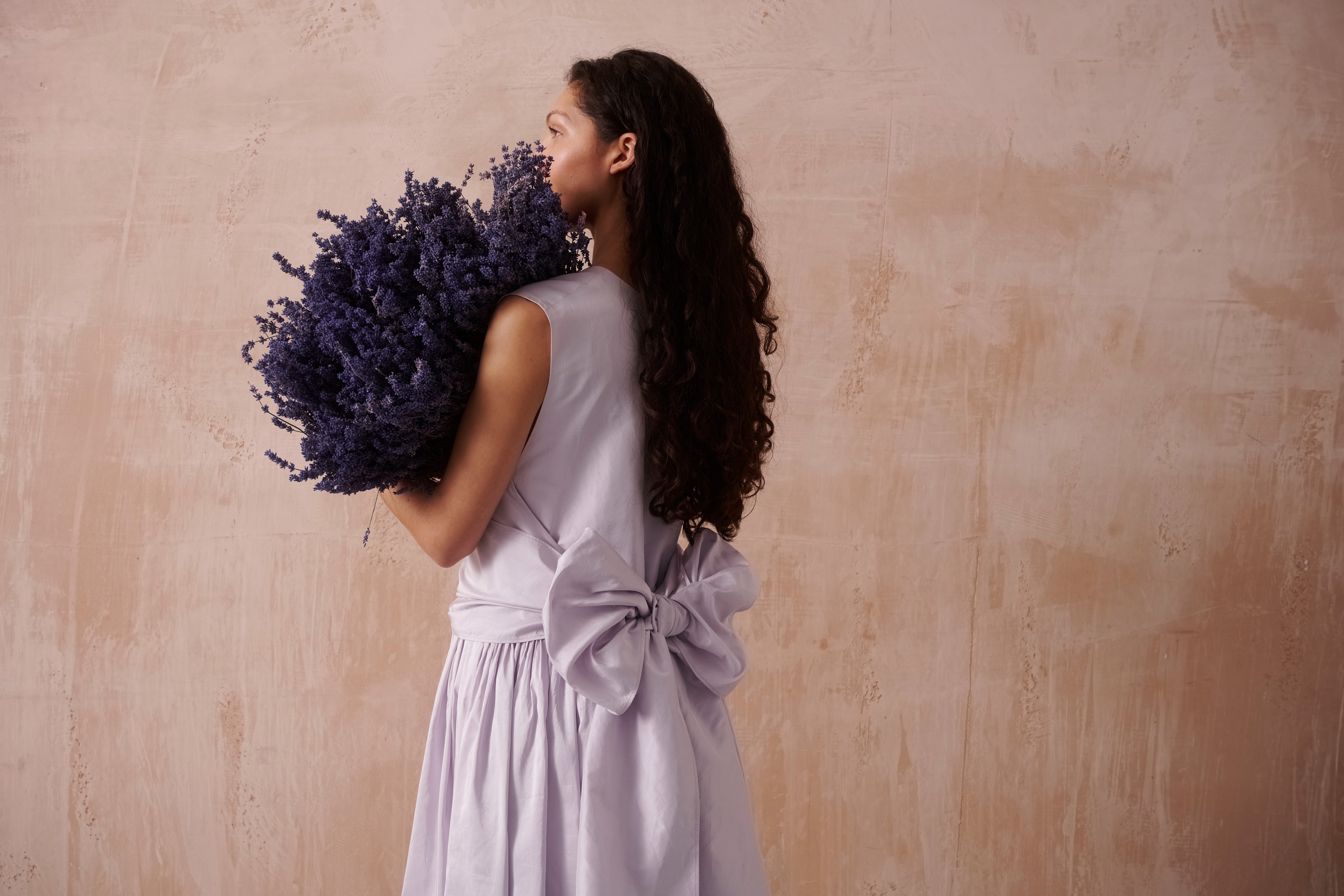 egg makes and sells timeless, simple clothes and objects. – egg