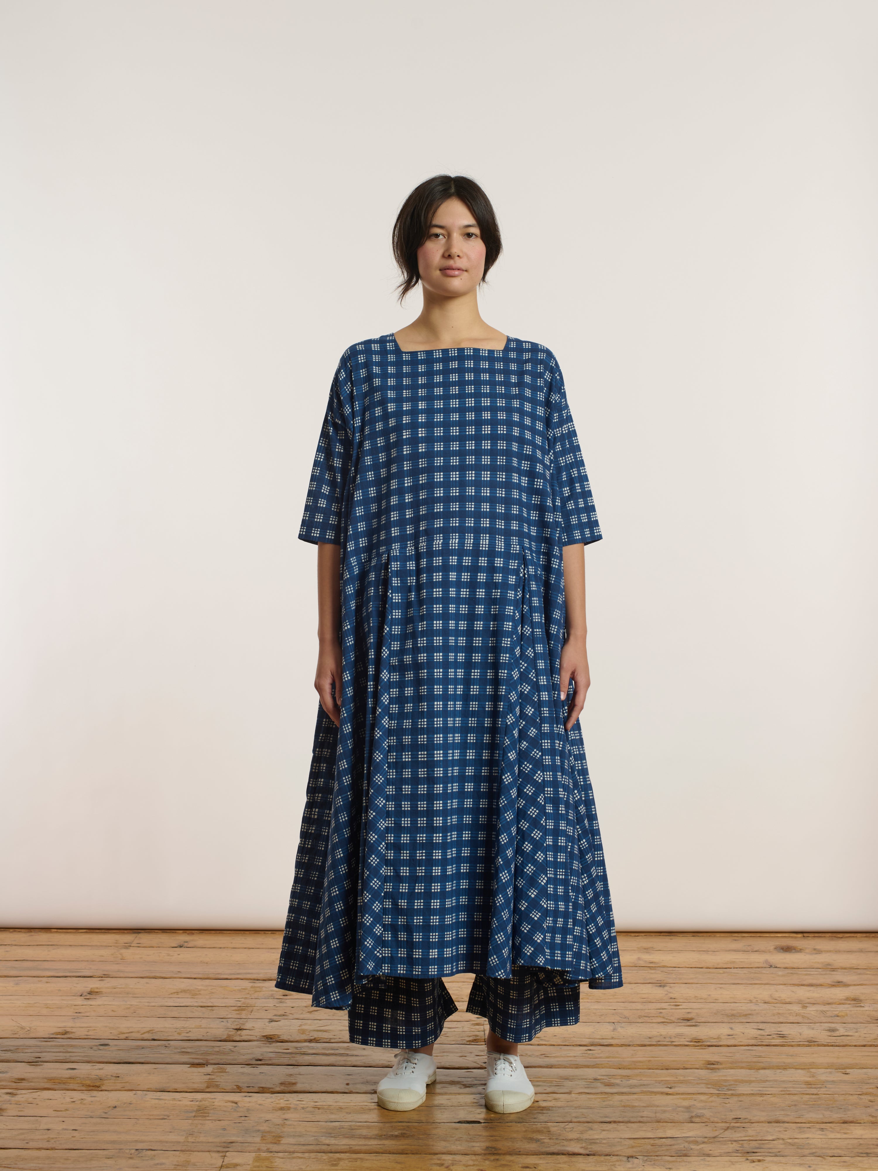 egg trading ストール egg makes and sells timeless, simple clothes and objects. – egg