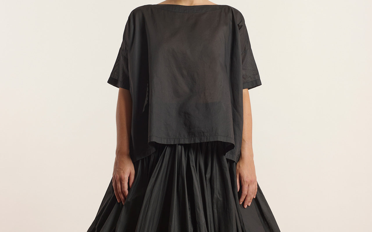 egg makes and sells timeless, simple clothes and objects. – egg