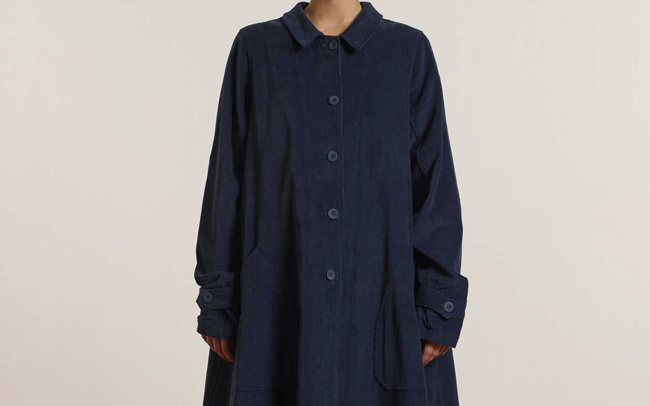 egg makes and sells timeless, simple clothes and objects. – egg