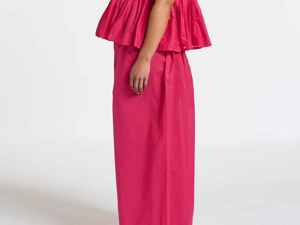 egg trading 半袖ワンピース egg makes and sells timeless, simple clothes and objects