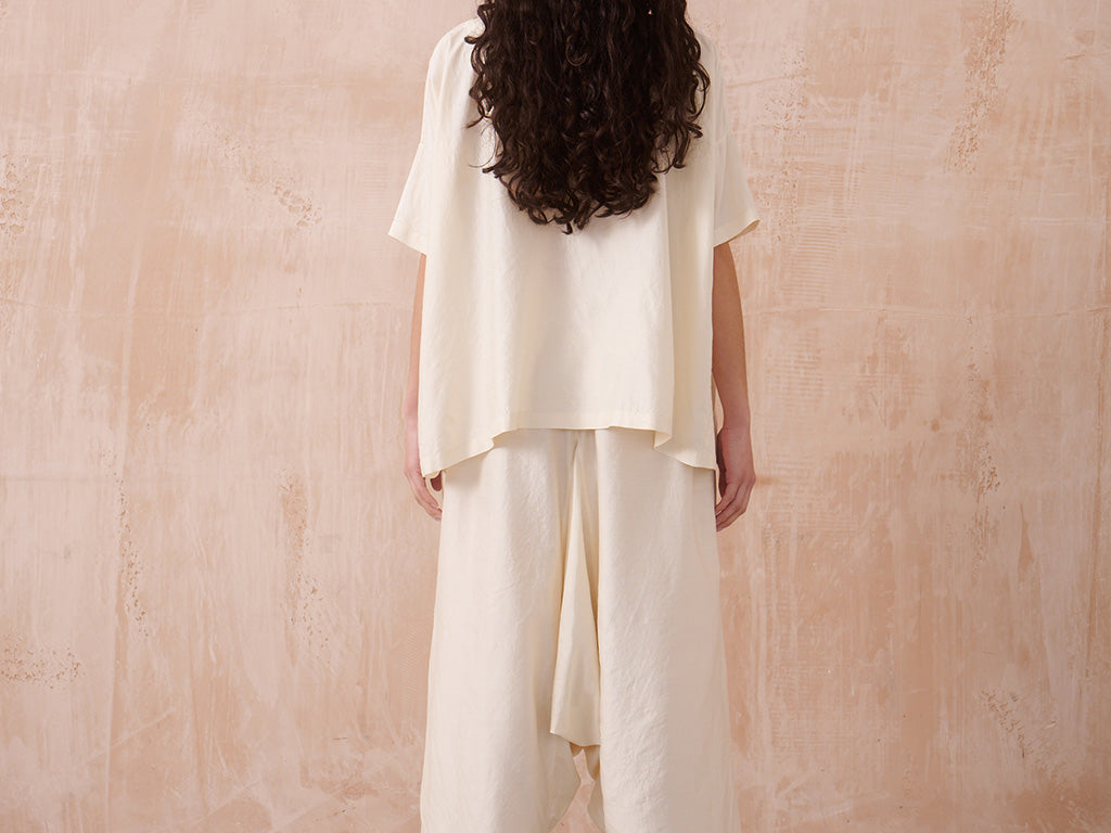 egg makes and sells timeless, simple clothes and objects. – egg