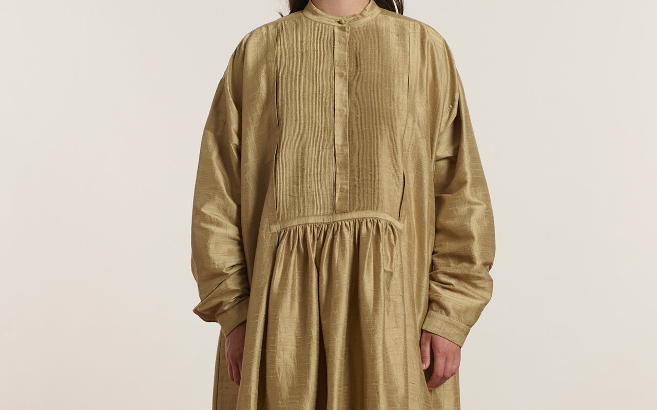 egg makes and sells timeless, simple clothes and objects. – egg
